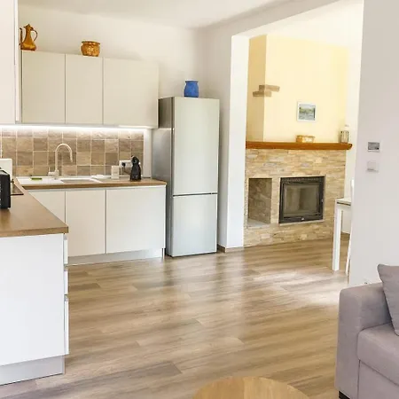 בית נופש Casa Perla Dei Laghi - View, Bbq, Wifi 1gb & Aircond